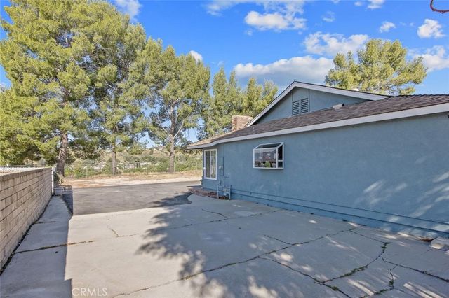 27971 Featherstar, Saugus, CA 91350