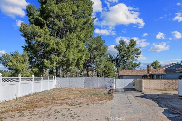 27971 Featherstar, Saugus, CA 91350