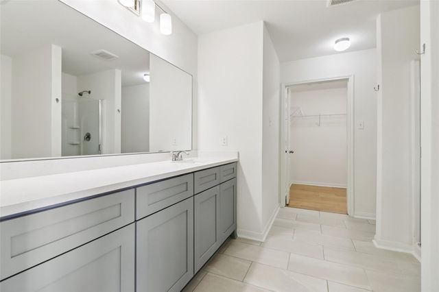 8006 Distant Harbor Road, Baytown, TX 77523