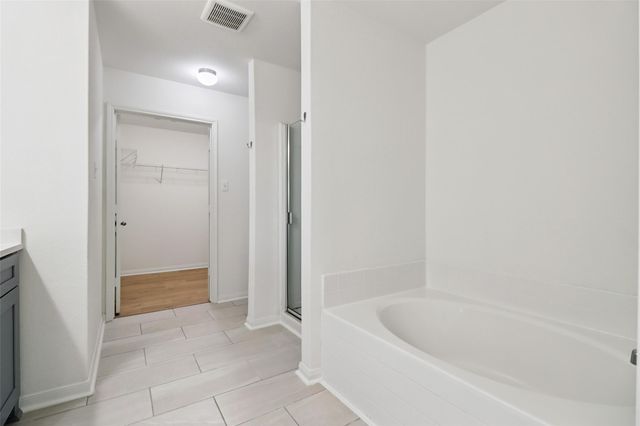 8006 Distant Harbor Road, Baytown, TX 77523