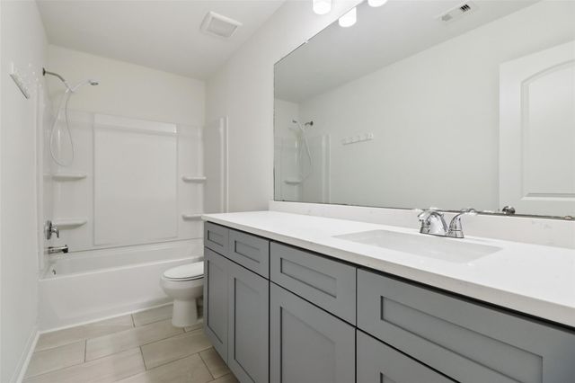 8006 Distant Harbor Road, Baytown, TX 77523