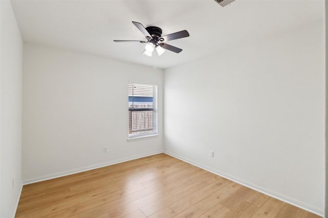 8006 Distant Harbor Road, Baytown, TX 77523