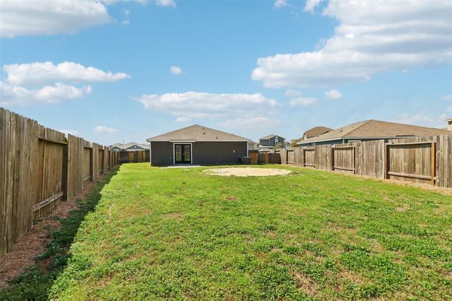 8006 Distant Harbor Road, Baytown, TX 77523