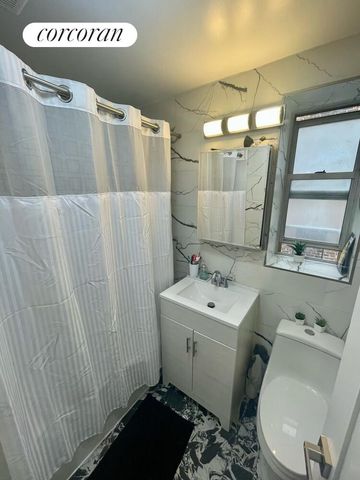 180 Van Cortlandt Park S Apt 5J, New York City, NY 10463