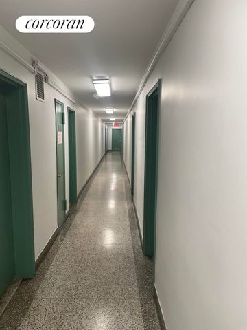 180 Van Cortlandt Park S Apt 5J, New York City, NY 10463