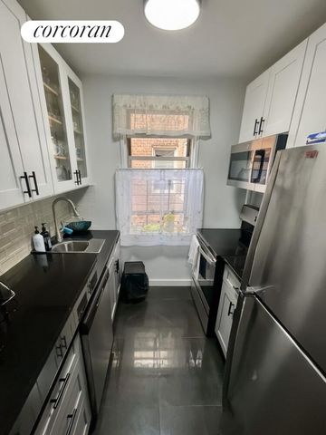 180 Van Cortlandt Park S Apt 5J, New York City, NY 10463