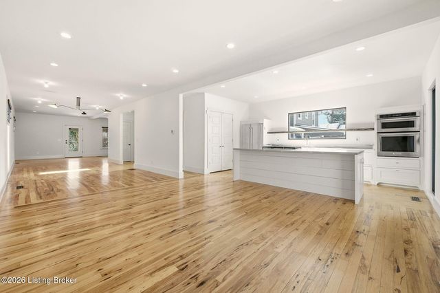 256 S Hite Ave, Louisville, KY 40206