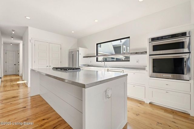 256 S Hite Ave, Louisville, KY 40206