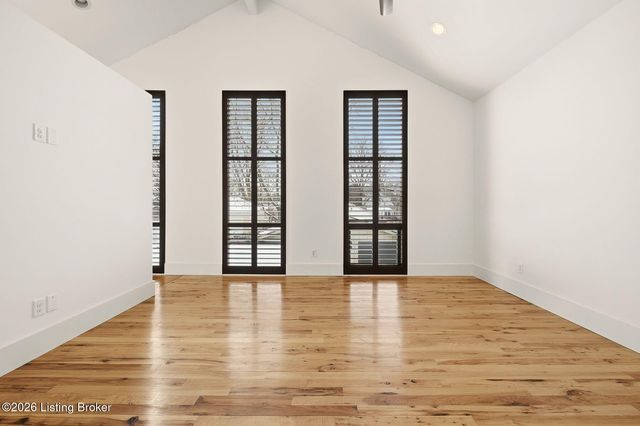 256 S Hite Ave, Louisville, KY 40206