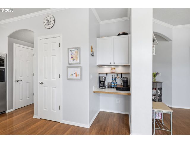 3717 RIVIERA, Eugene, OR 97402