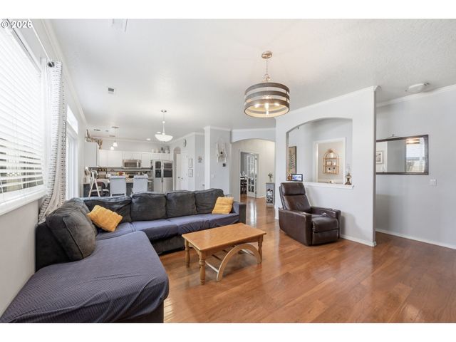 3717 RIVIERA, Eugene, OR 97402