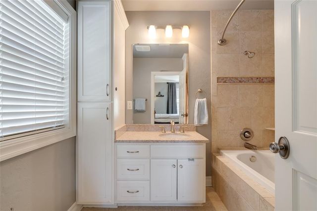 801 NW 41st Street, Oklahoma City, OK 73118