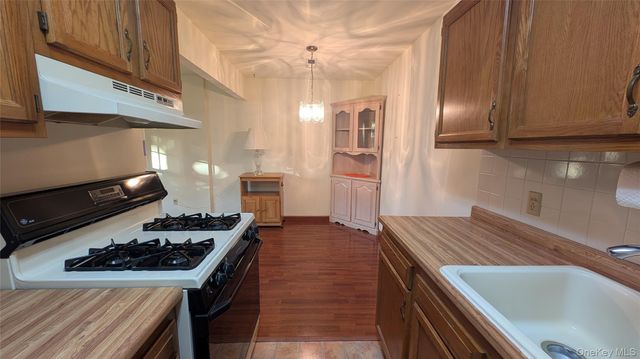 276 Temple Hill Road 2607, New Windsor, NY 12553