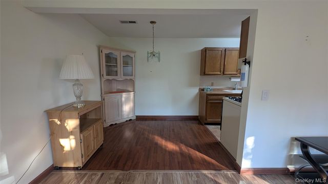 276 Temple Hill Road 2607, New Windsor, NY 12553