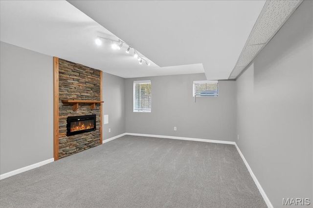 1989 Cedarmill Drive, Chesterfield, MO 63017