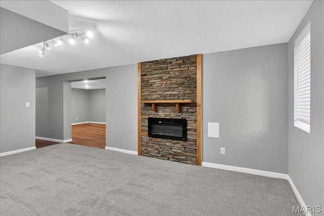 1989 Cedarmill Drive, Chesterfield, MO 63017