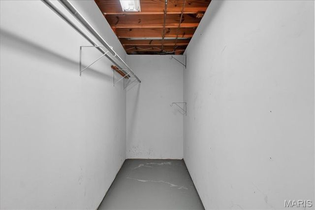 1989 Cedarmill Drive, Chesterfield, MO 63017