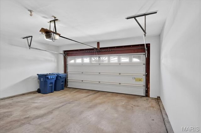 1989 Cedarmill Drive, Chesterfield, MO 63017