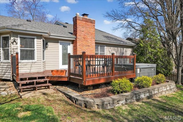 1989 Cedarmill Drive, Chesterfield, MO 63017