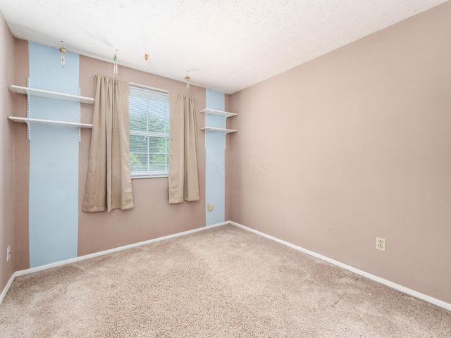 7333 Schoolcraft Lane, Columbus, OH 43235