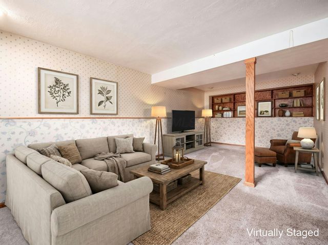 7333 Schoolcraft Lane, Columbus, OH 43235