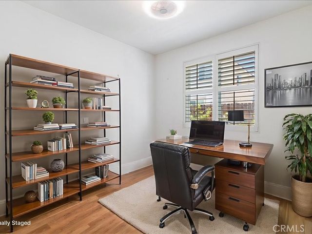 22821 Oak Knoll, Carson, CA 90745