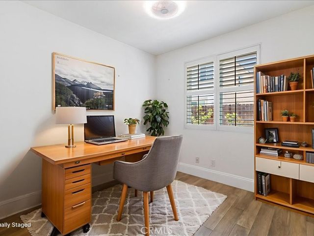 22821 Oak Knoll, Carson, CA 90745