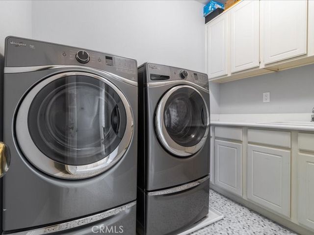 22821 Oak Knoll, Carson, CA 90745