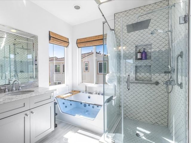 22821 Oak Knoll, Carson, CA 90745