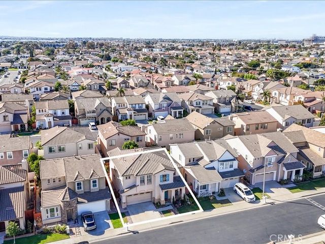 22821 Oak Knoll, Carson, CA 90745