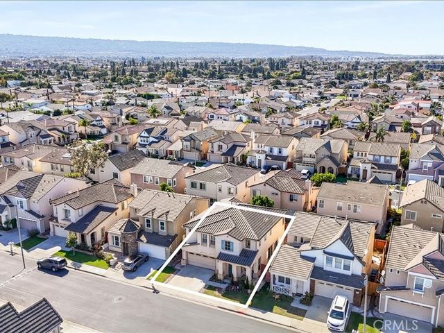 22821 Oak Knoll, Carson, CA 90745