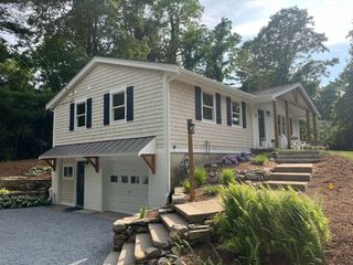 76 Sippewissett Rd, Falmouth, MA 02540