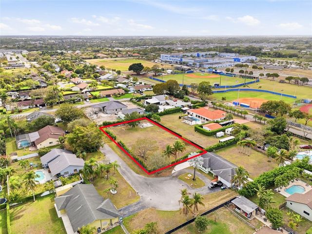 283xx SW 163 CT, Homestead, FL 33033