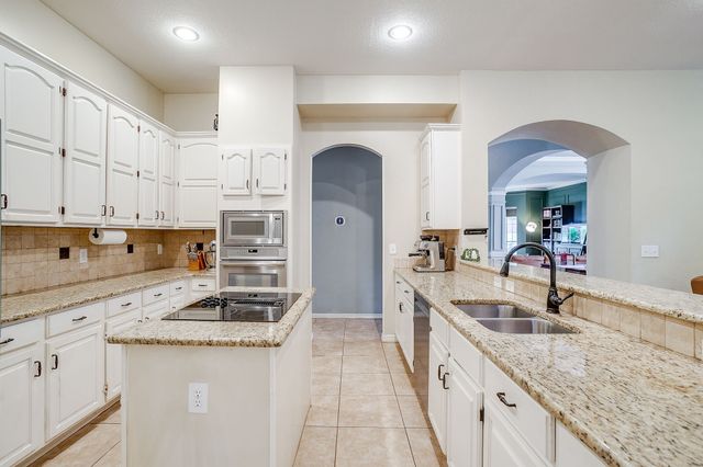 505 Dorcas Lane, Arlington, TX 76013