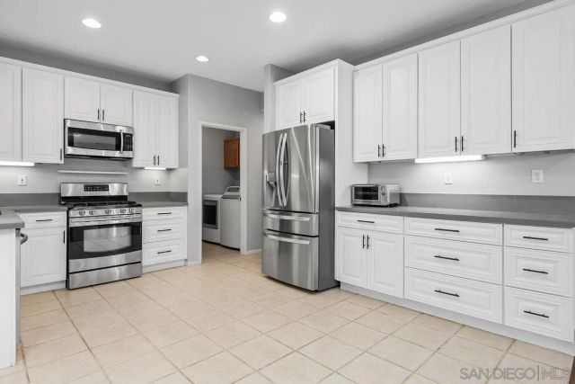 1231 Avenida Amistad, San Marcos, CA 92069