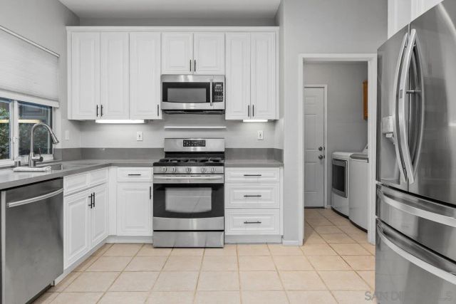 1231 Avenida Amistad, San Marcos, CA 92069