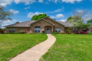 101 Bent Tree Drive, Palestine, TX 75801