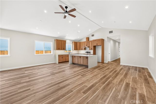8738 Apperson Street, Sunland, CA 91040