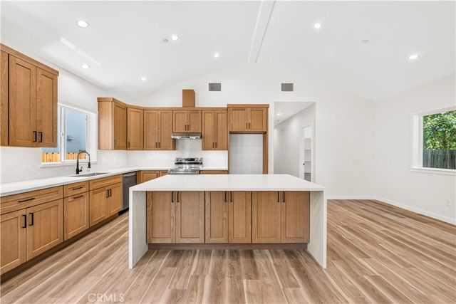 8738 Apperson Street, Sunland, CA 91040