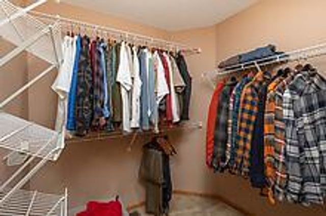 13652 Isanti Street NE, Andover, MN 55304