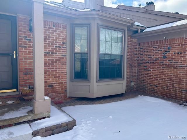 7305 Meadowridge Circle 28, West Bloomfield Charter Township, MI 48322