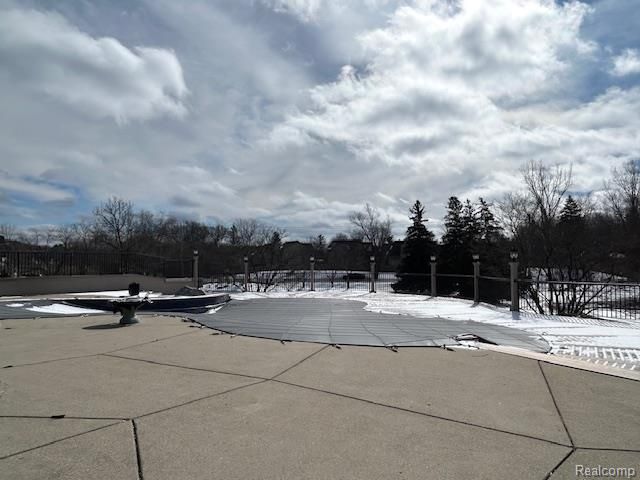 7305 Meadowridge Circle 28, West Bloomfield Charter Township, MI 48322