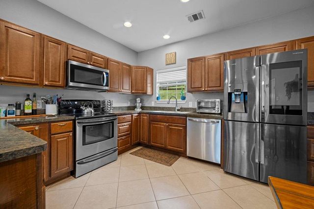 10604 Lake Beach DR, Dripping Springs, TX 78620