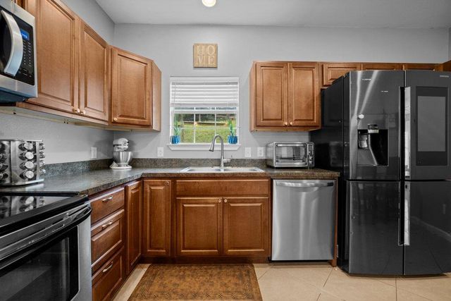 10604 Lake Beach DR, Dripping Springs, TX 78620