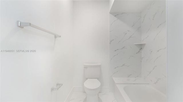 223 SW 1st Ct, Pompano Beach, FL 33060