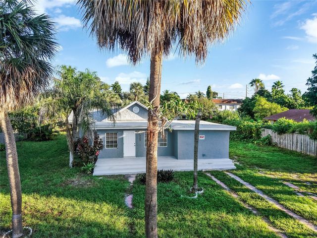 223 SW 1st Ct, Pompano Beach, FL 33060