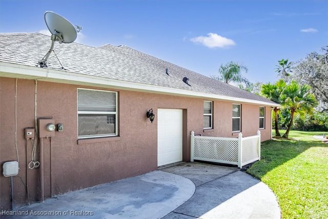 5080 Strafford Oaks Drive, Sebring, FL 33875