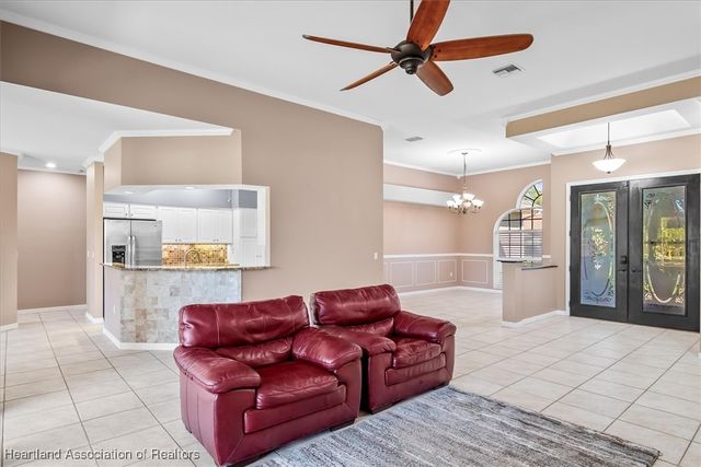 5080 Strafford Oaks Drive, Sebring, FL 33875