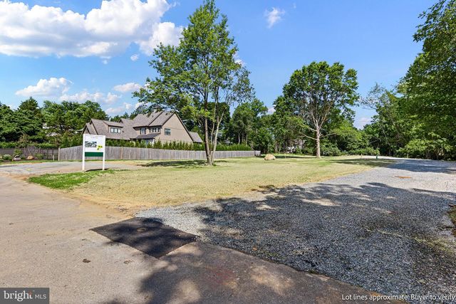 5 ROCK MANOR AVE, Wilmington, DE 19803