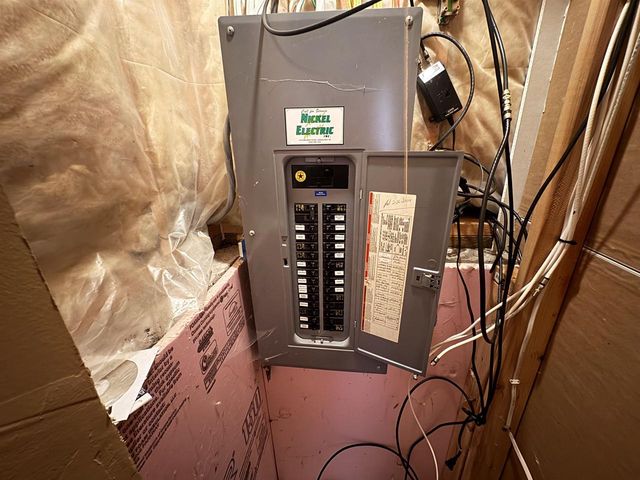 2340 TALLADEGA SPEEDWAY DRIVE, De Pere, WI 54115